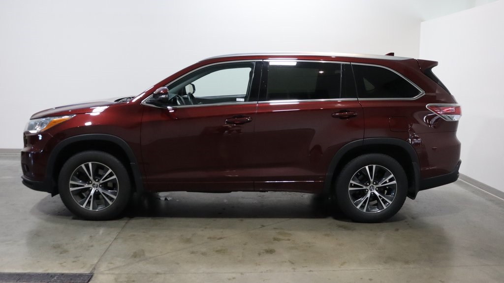 2016 Toyota Highlander XLE V6 4