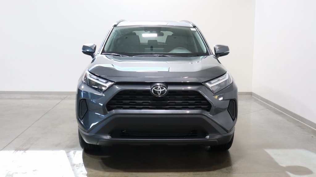 2024 Toyota RAV4 XLE 2