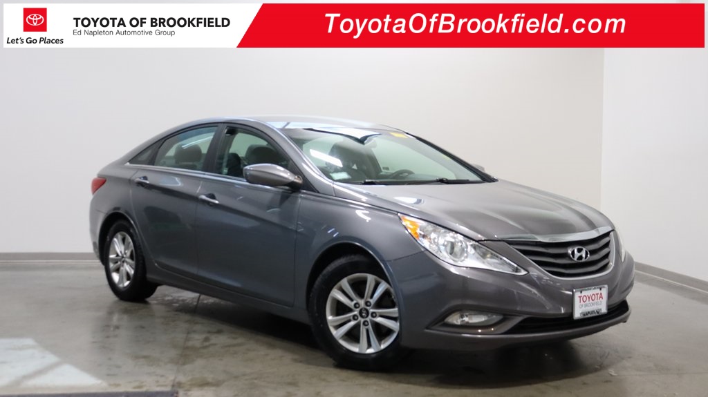 2013 Hyundai Sonata GLS 1