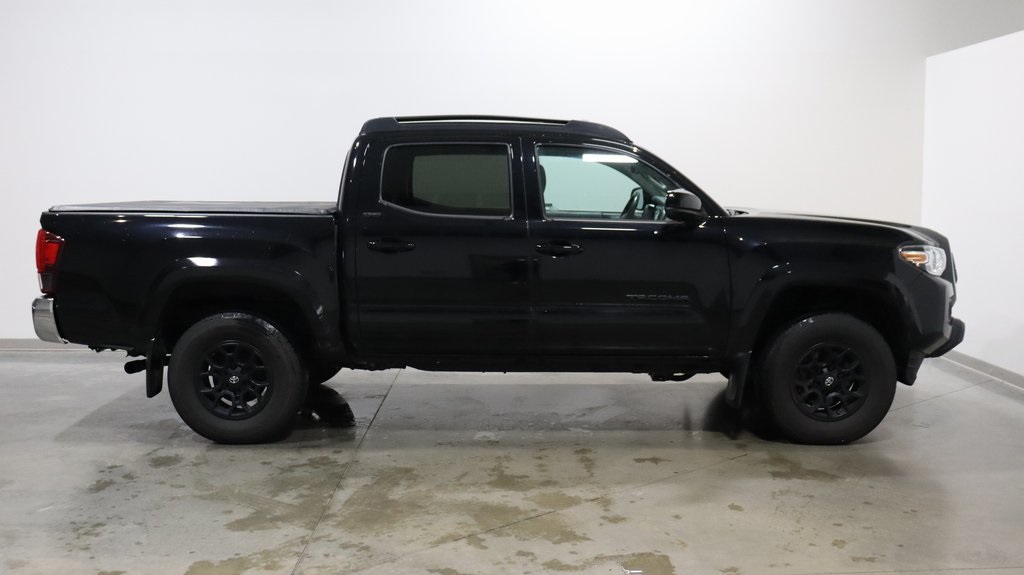 2022 Toyota Tacoma SR5 8