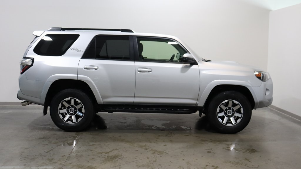 2021 Toyota 4Runner TRD Off-Road 8