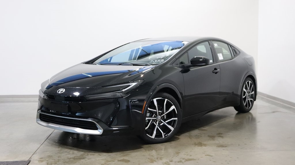 2024 Toyota Prius Prime XSE Premium 3