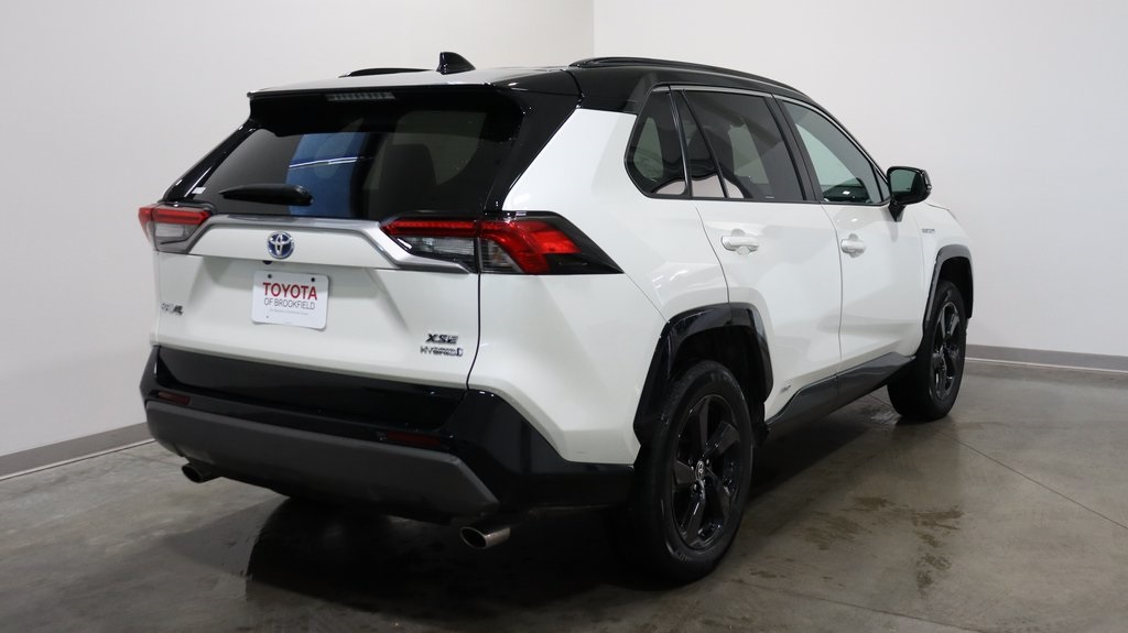 2021 Toyota RAV4 Hybrid XSE 7