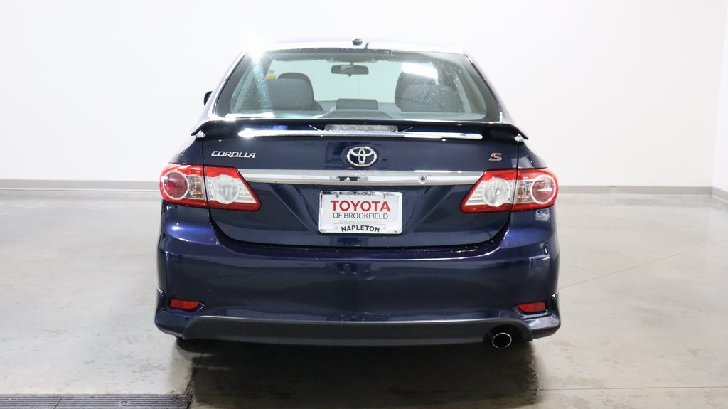 2013 Toyota Corolla S 6