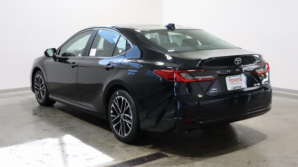 2025 Toyota Camry XLE 5