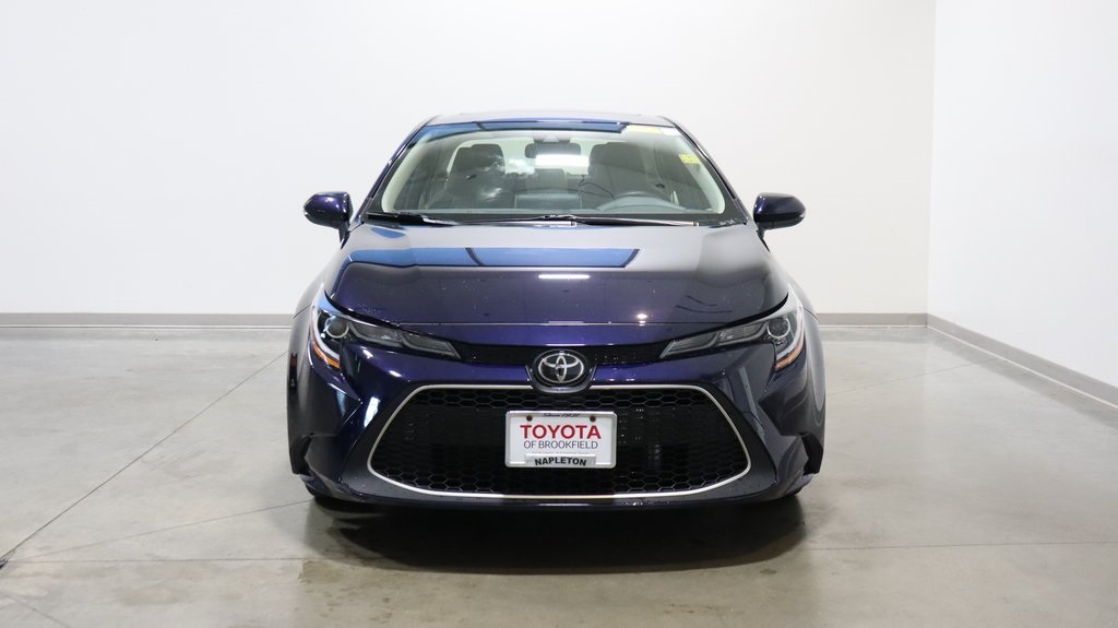 2020 Toyota Corolla XLE 2