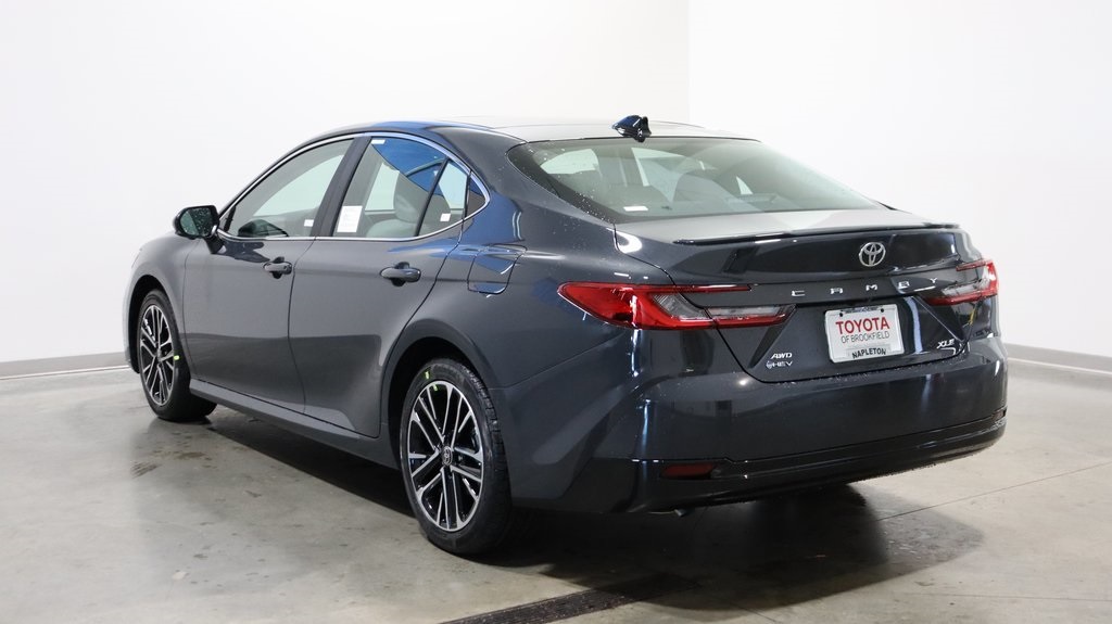 2025 Toyota Camry XLE 5