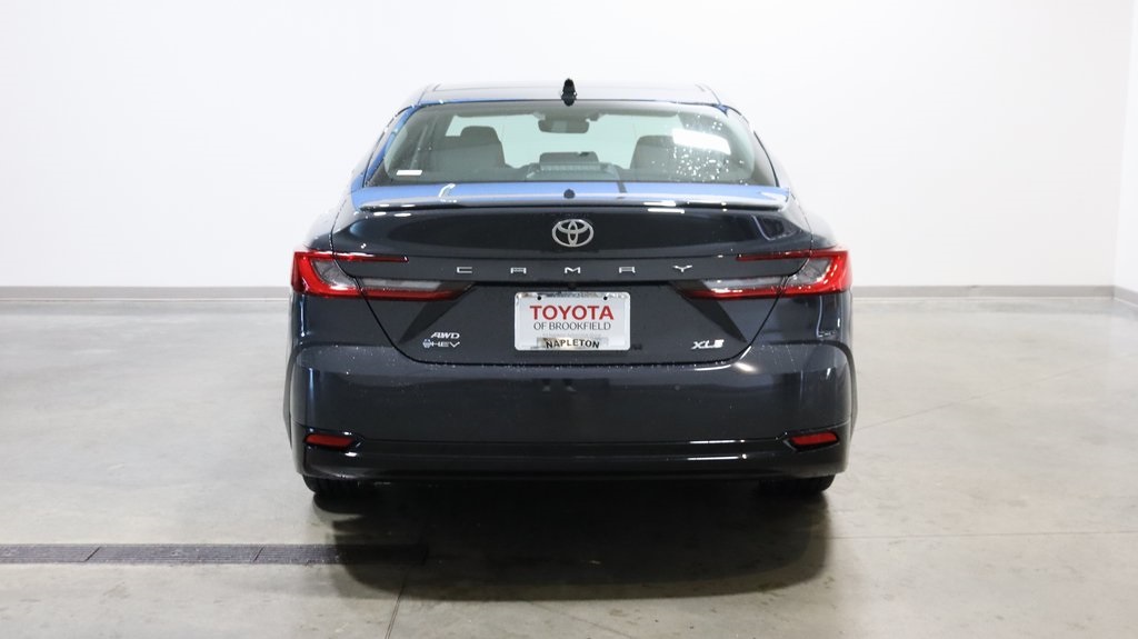 2025 Toyota Camry XLE 6