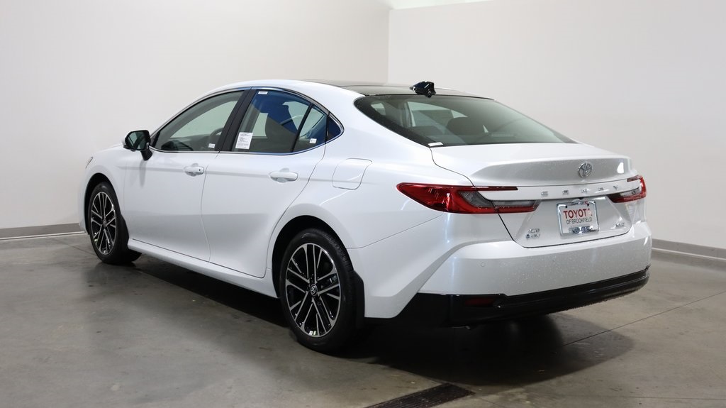 2025 Toyota Camry XLE 5