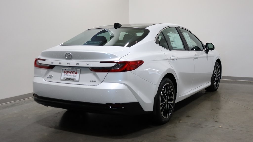 2025 Toyota Camry XLE 7