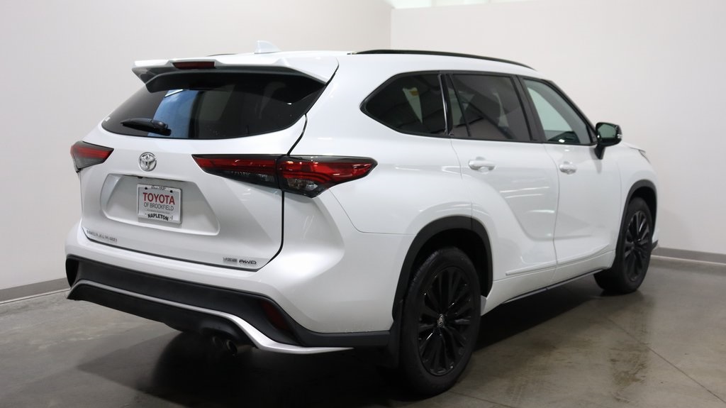 2023 Toyota Highlander XSE 7