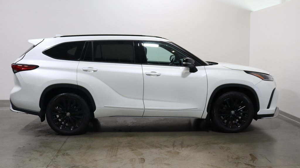 2023 Toyota Highlander XSE 8