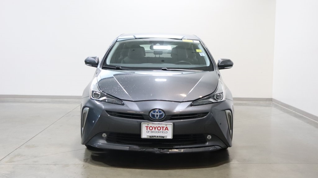 2021 Toyota Prius XLE AWD-e 2