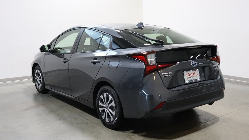 2021 Toyota Prius XLE AWD-e 5