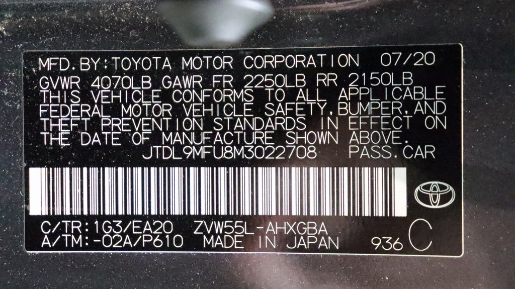 2021 Toyota Prius XLE AWD-e 27