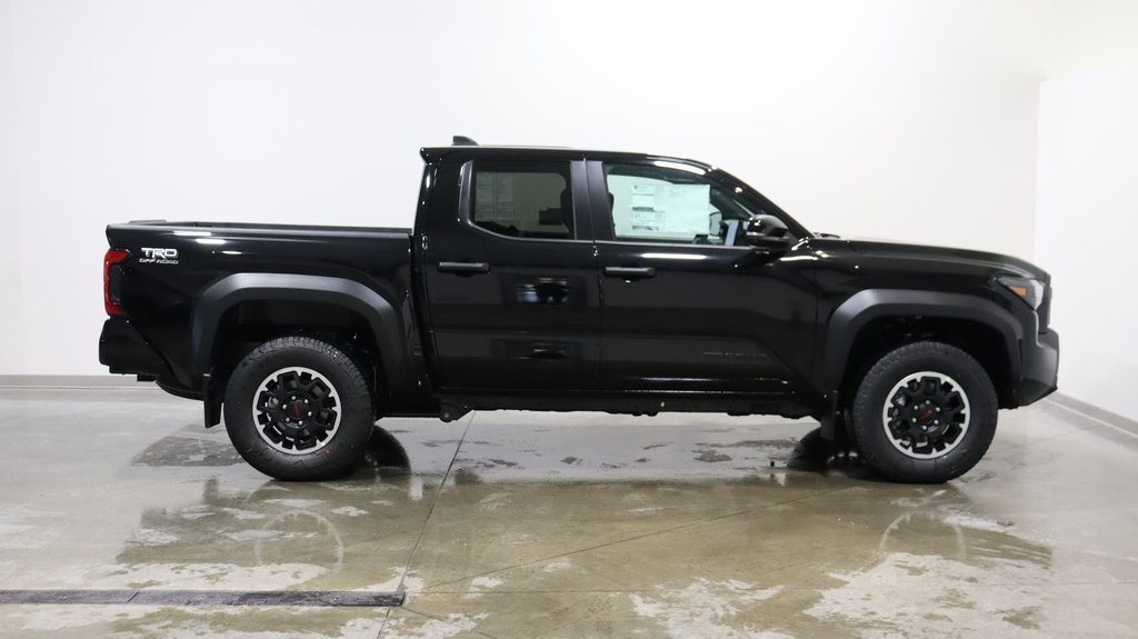 2024 Toyota Tacoma TRD Off-Road 8