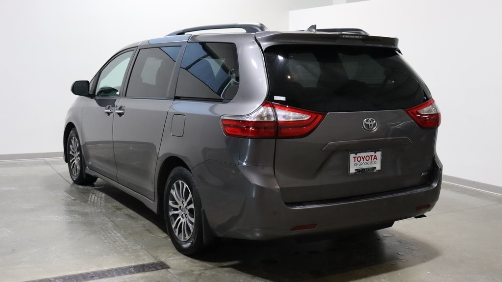 2019 Toyota Sienna XLE Premium 5