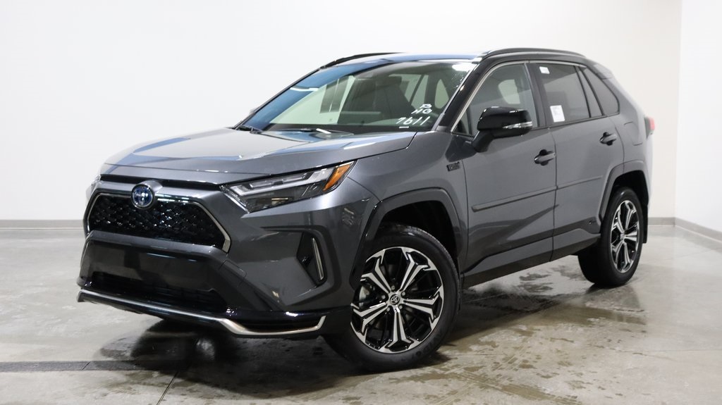 2024 Toyota RAV4 Prime XSE 3