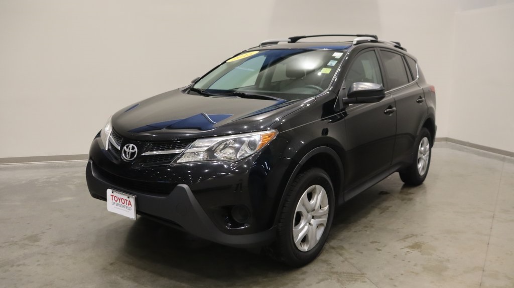 2015 Toyota RAV4 LE 3