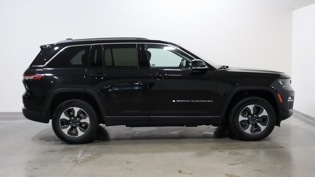 2022 Jeep Grand Cherokee 4xe 8