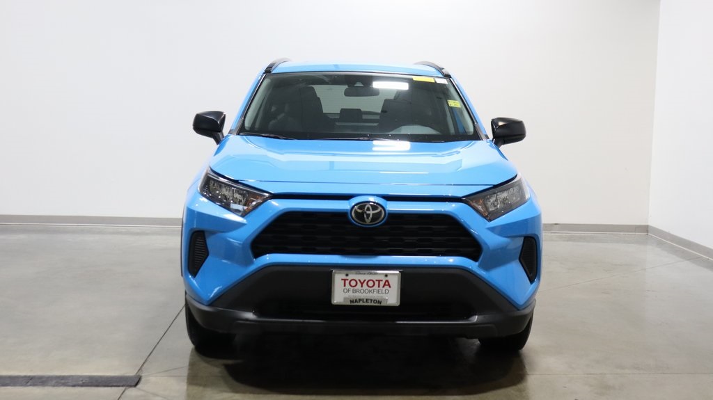 2021 Toyota RAV4 LE 2