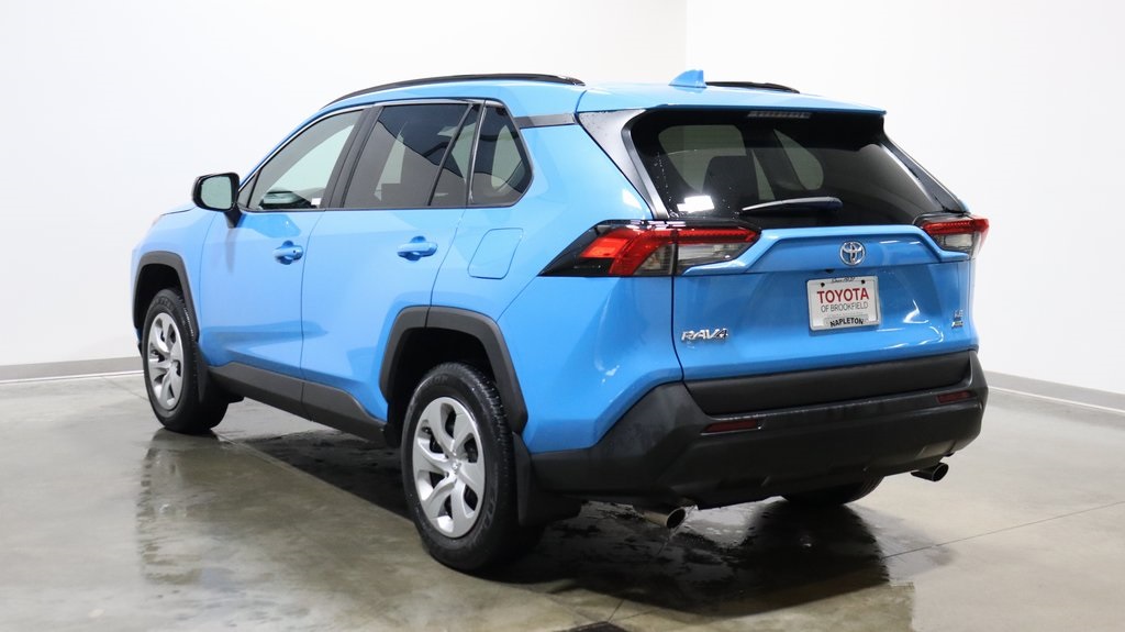 2021 Toyota RAV4 LE 5