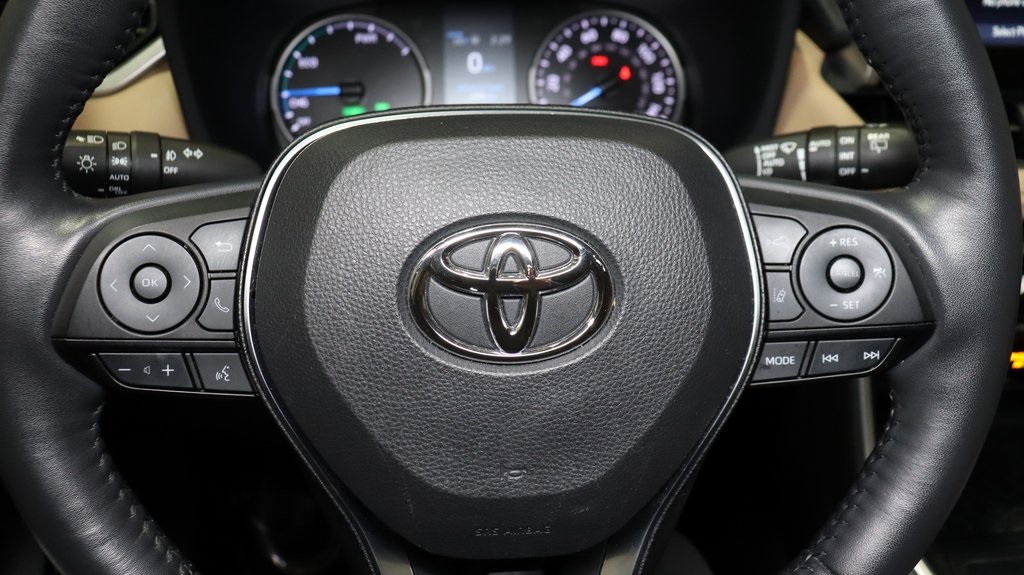 2021 Toyota RAV4 Hybrid XLE Premium 12