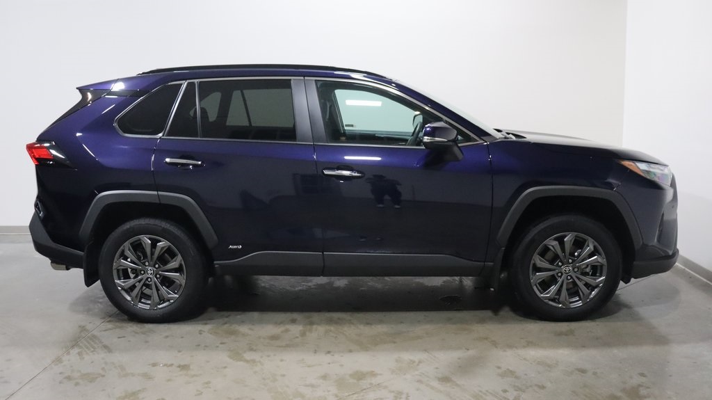 2023 Toyota RAV4 Hybrid Limited 8