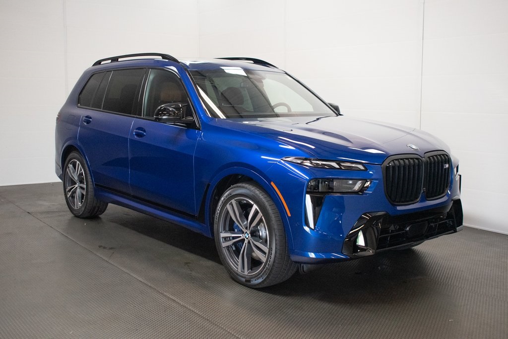 2025 BMW X7 M60i 1