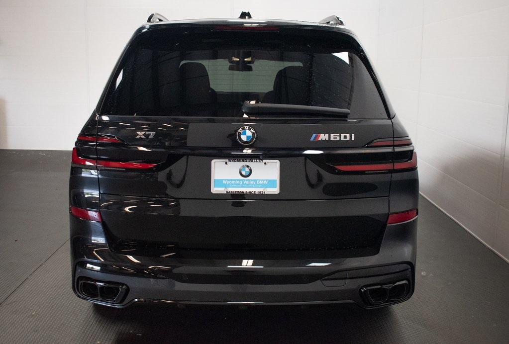 2025 BMW X7 M60i 5