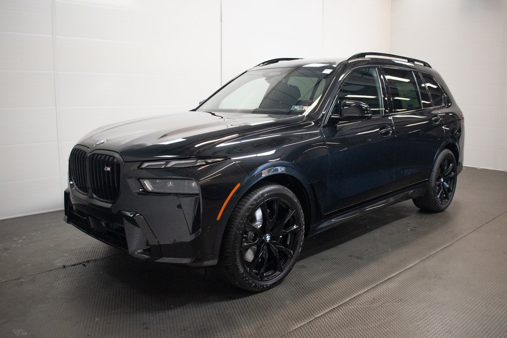 2025 BMW X7 M60i 7