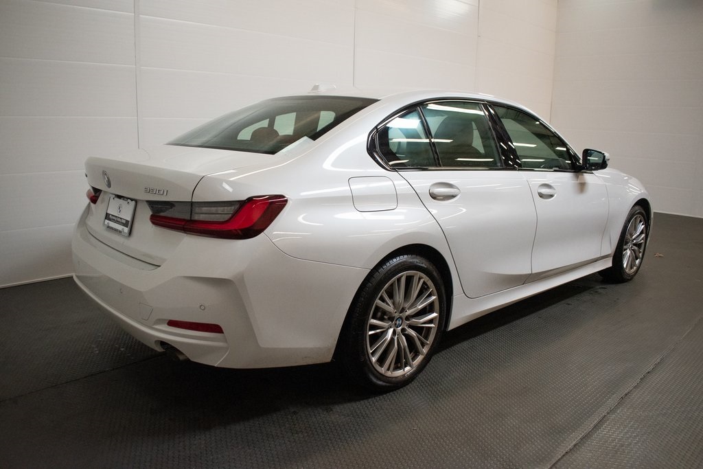 2023 BMW 3 Series 330i xDrive 4