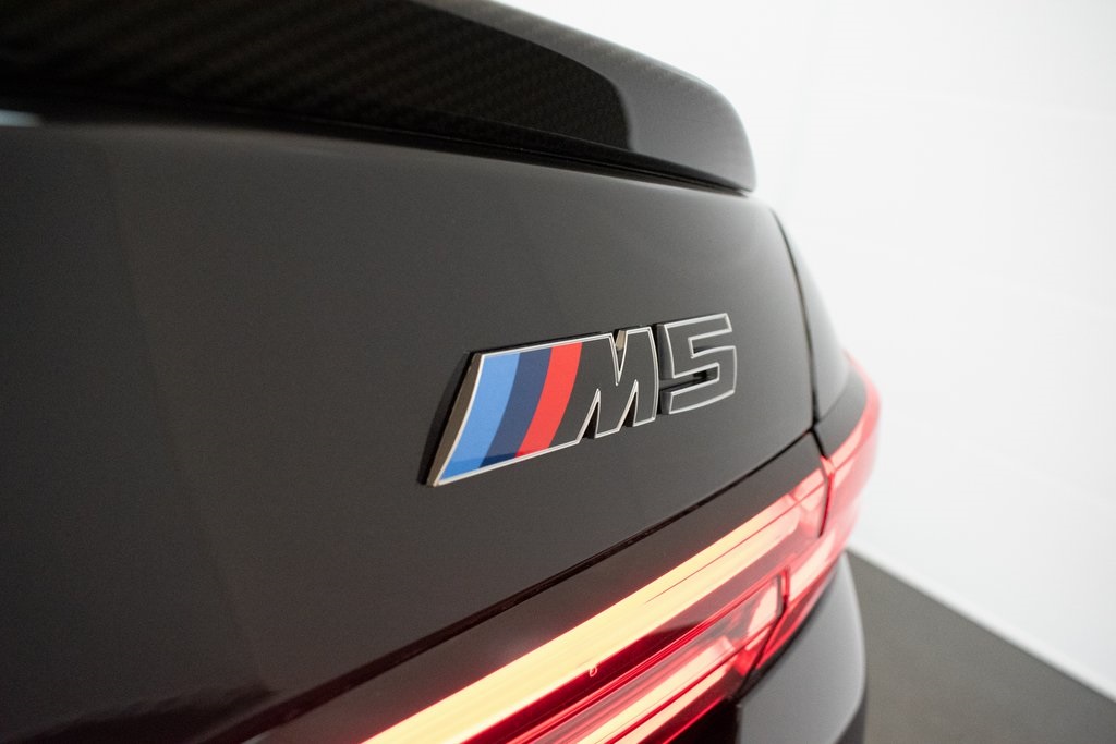 2025 BMW M5 Base 28