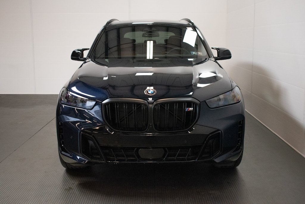 2025 BMW X5 M60i 2