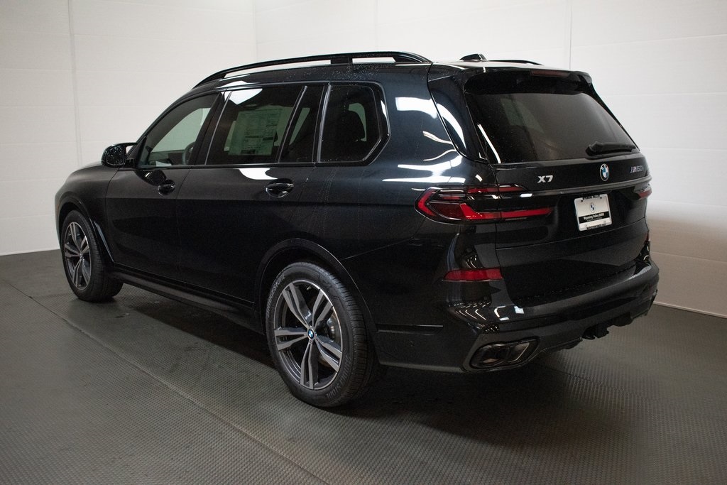 2025 BMW X7 M60i 6