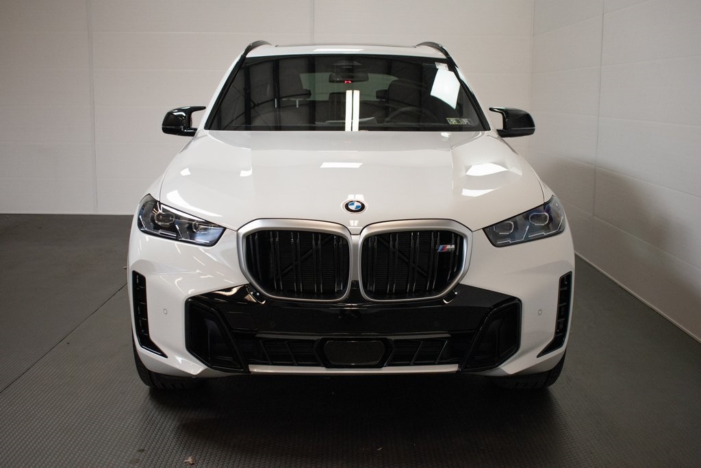 2025 BMW X5 M60i 2