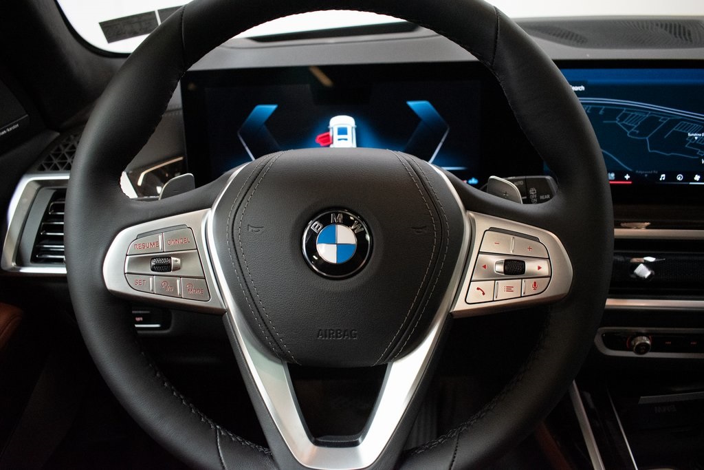 2024 BMW X7 xDrive40i 12