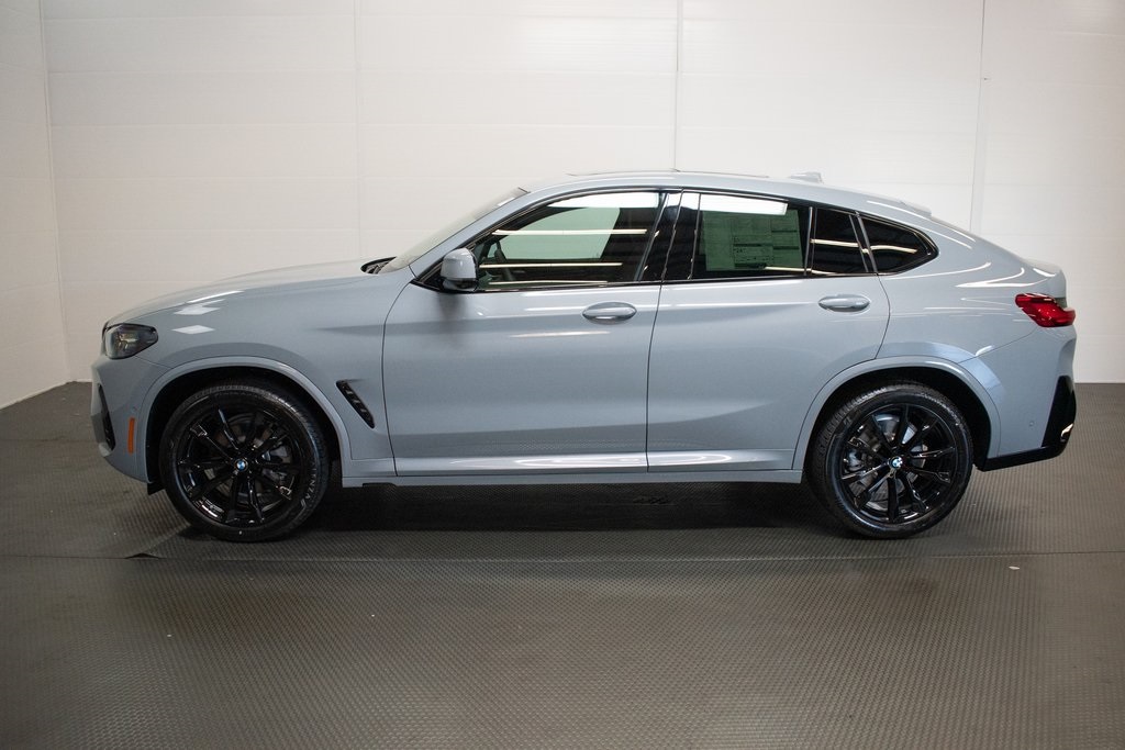 2025 BMW X4 xDrive30i 7