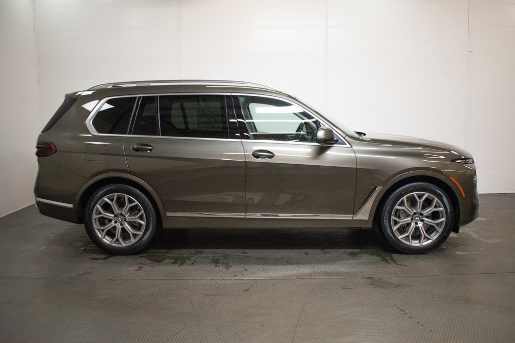 2025 BMW X7 xDrive40i 3