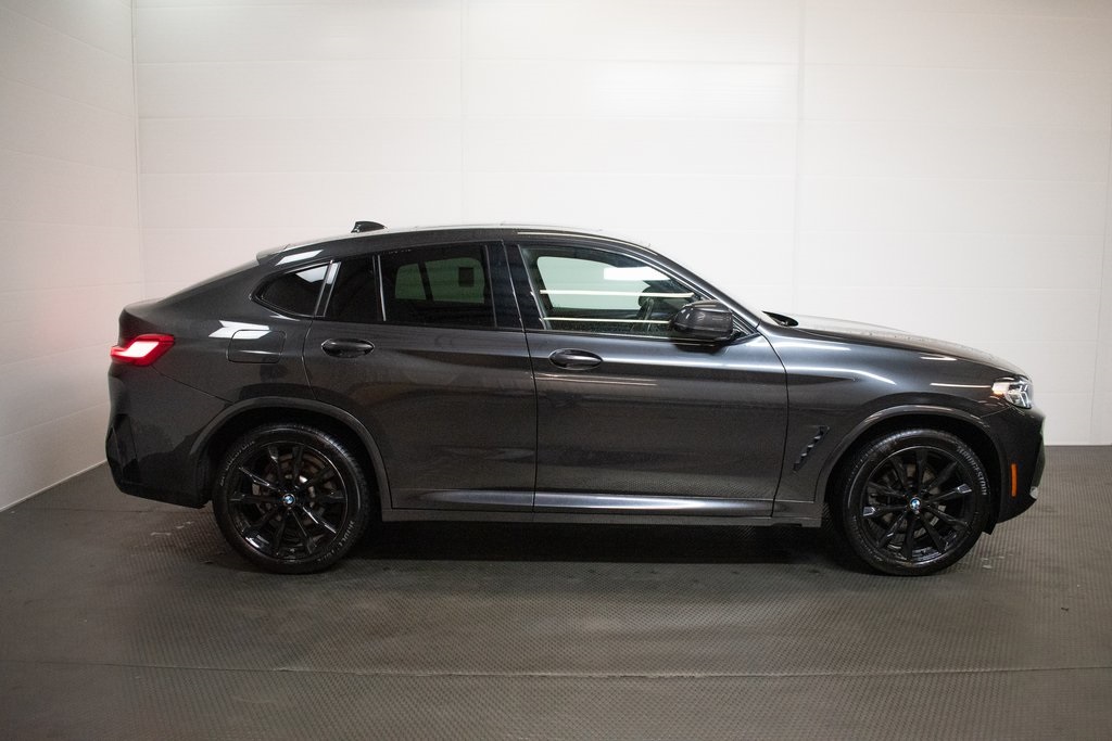 2022 BMW X4 xDrive30i 3