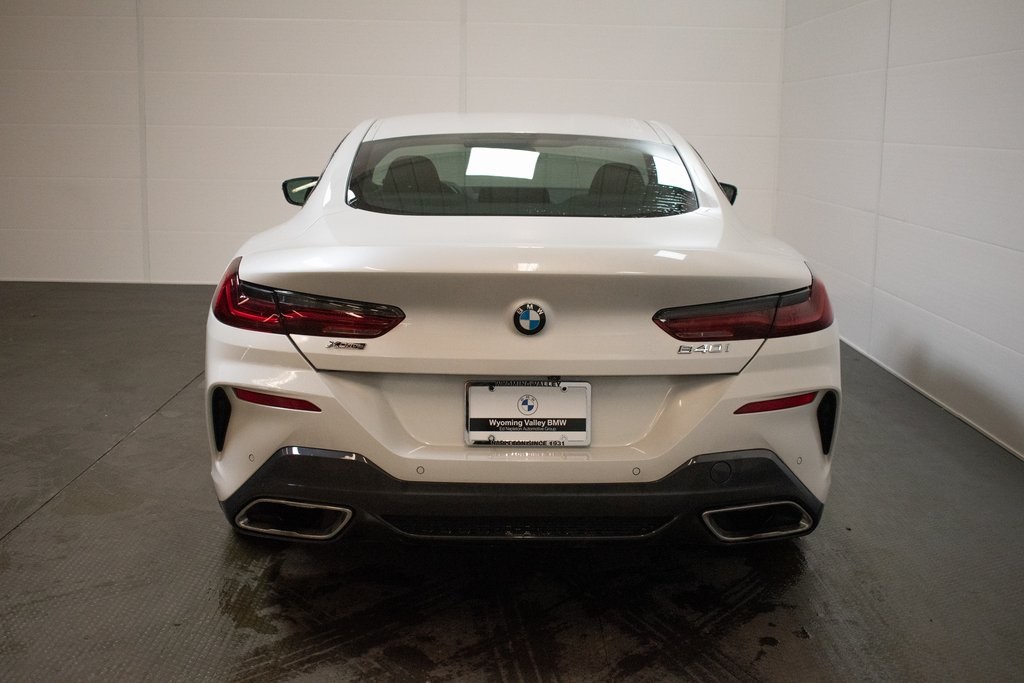 2024 BMW 8 Series 840i 5