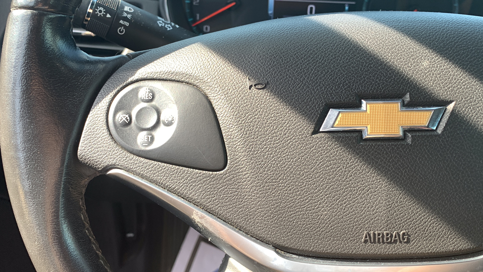 2019 Chevrolet Impala LT 22