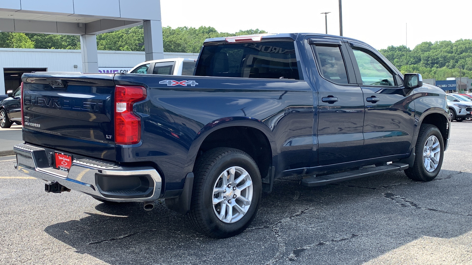 2023 Chevrolet Silverado 1500 LT 11