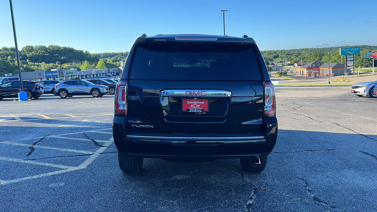 2018 GMC Yukon Denali 7