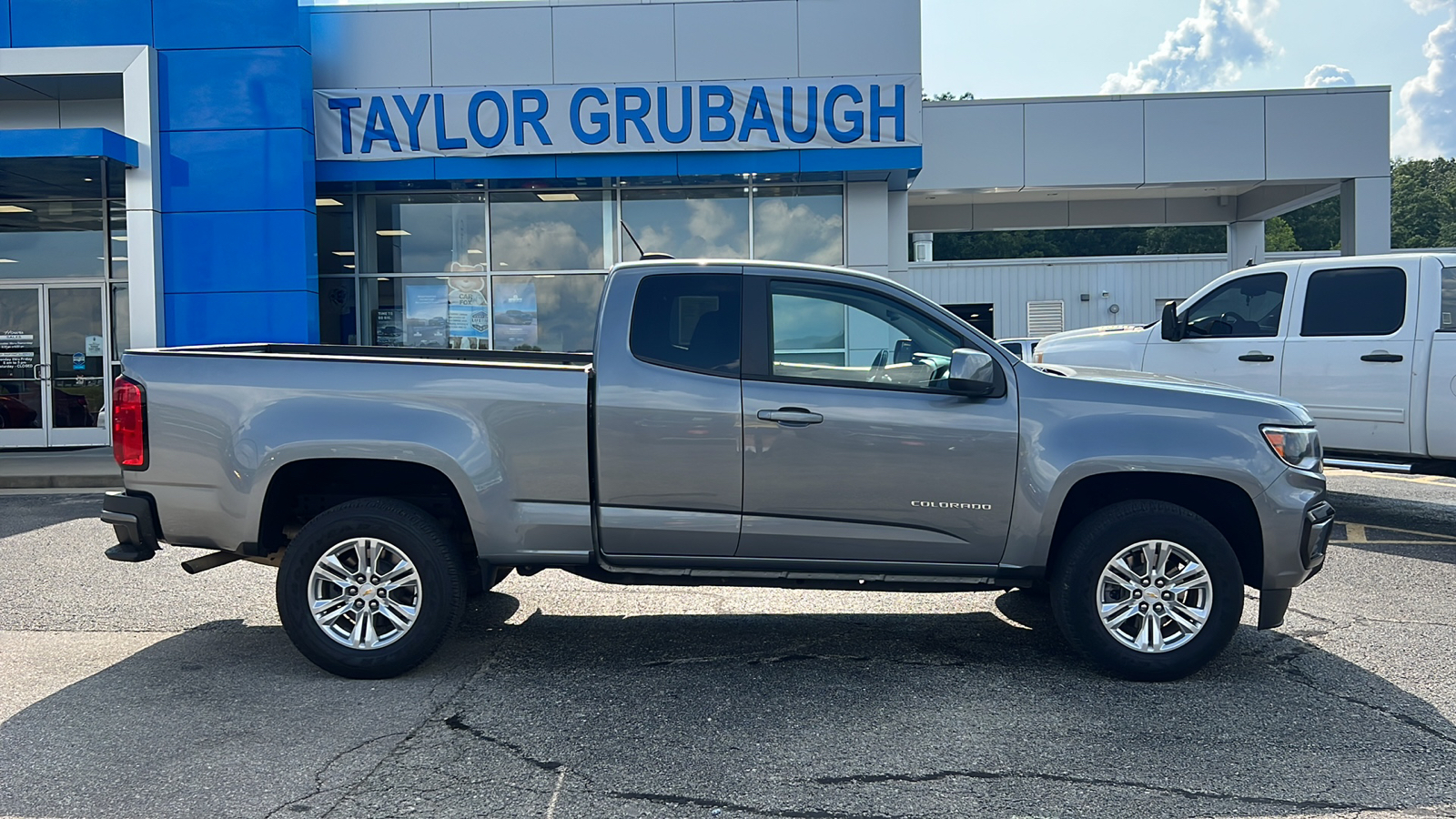 2021 Chevrolet Colorado LT 12