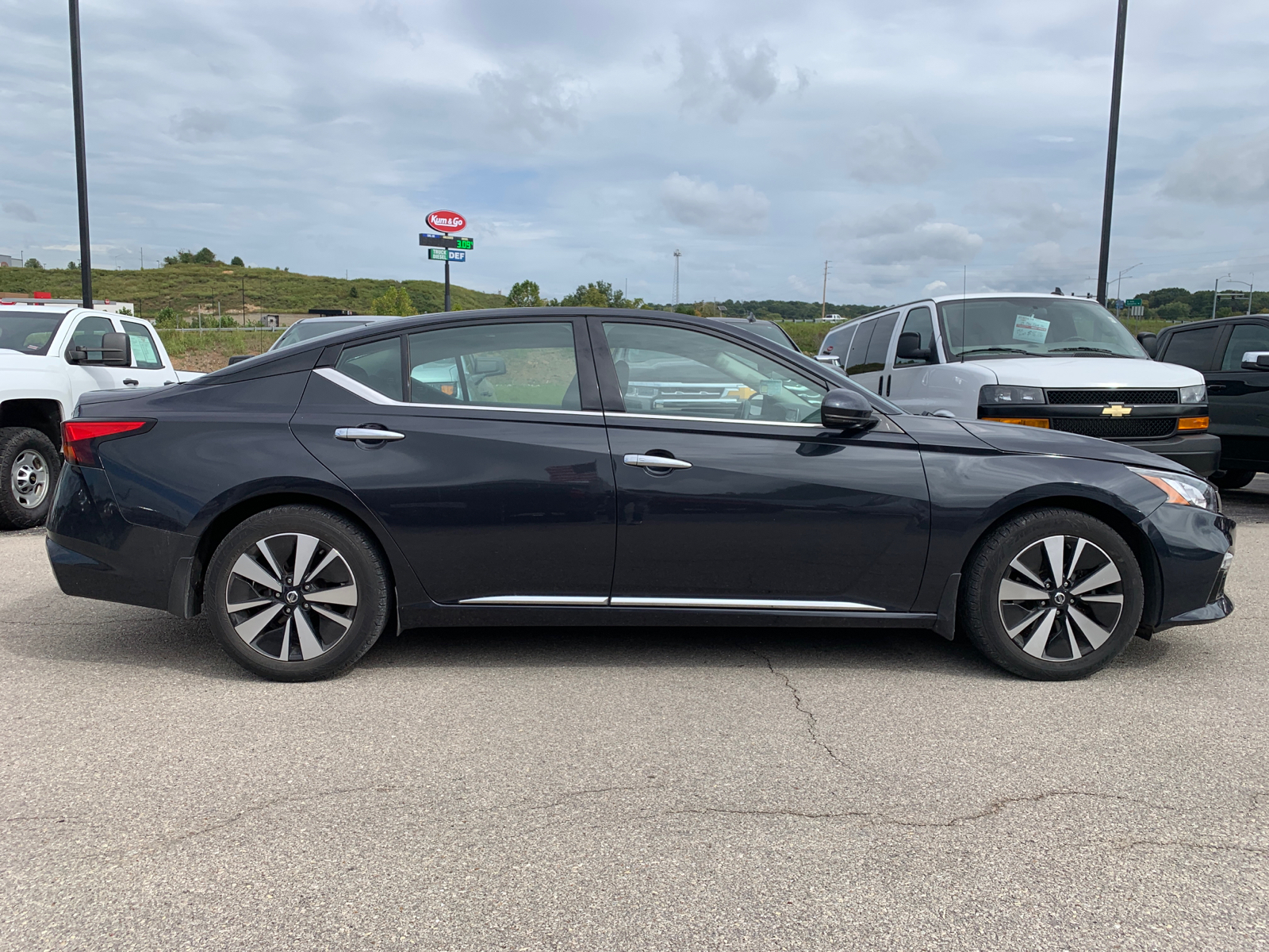 2019 Nissan Altima 2.5 SV 6