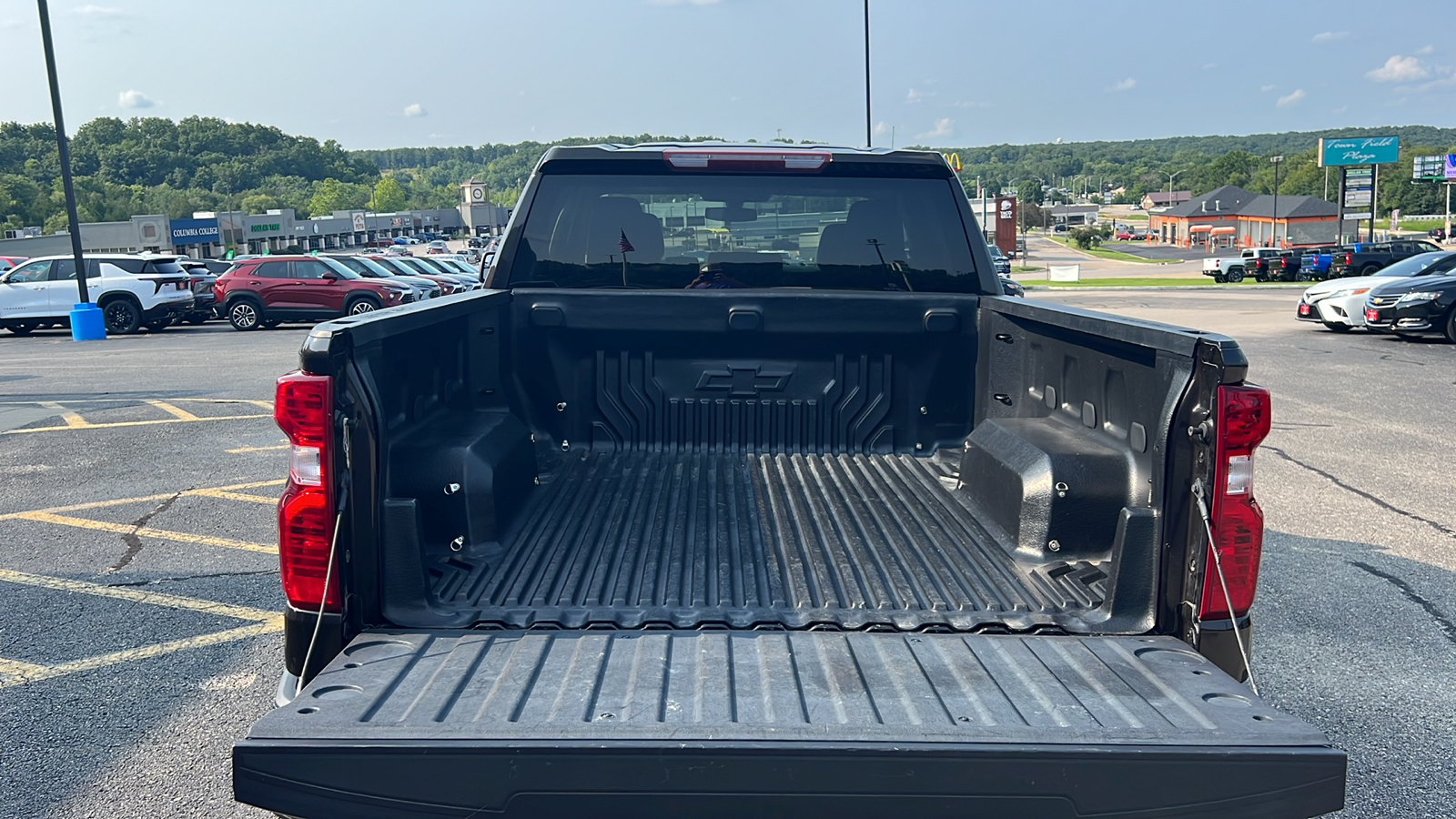 2019 Chevrolet Silverado 1500 LT 10