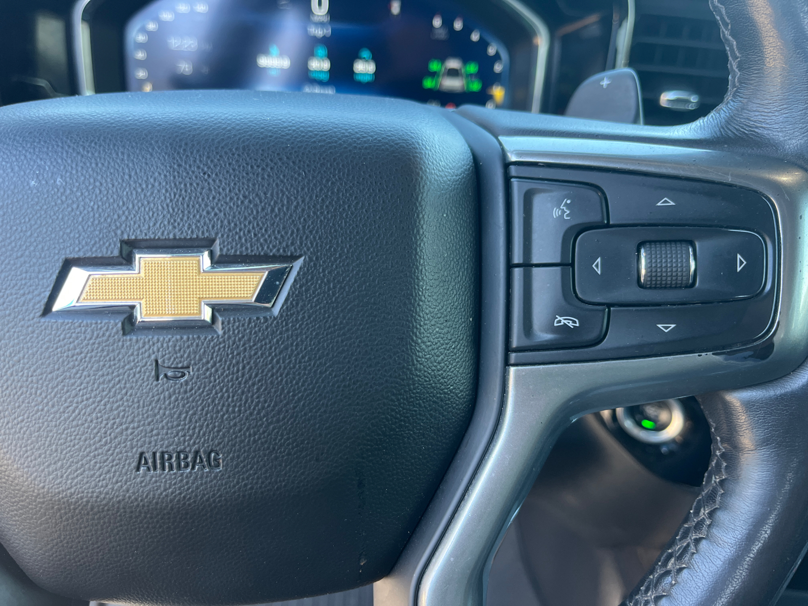 2023 Chevrolet Silverado 1500 LTZ 24