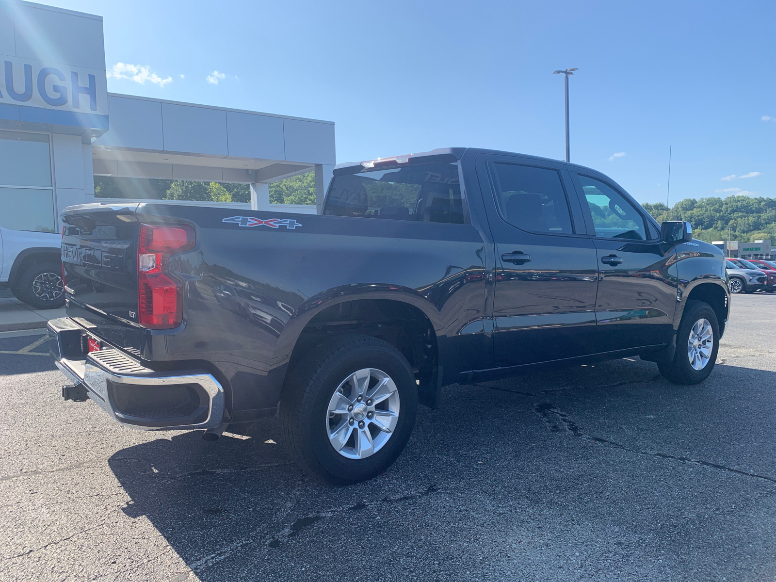 2024 Chevrolet Silverado 1500 LT 9