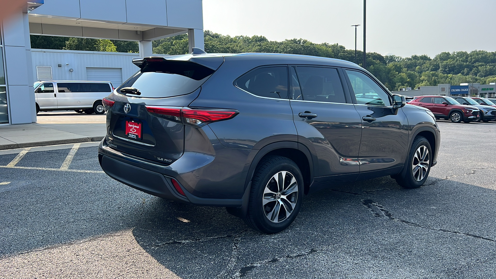 2021 Toyota Highlander XLE 12